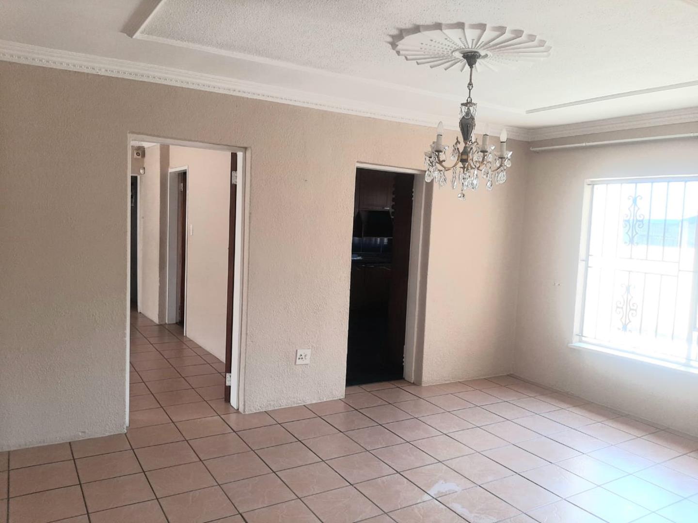 606284_PHOTO-2022-11-26-18-23-04